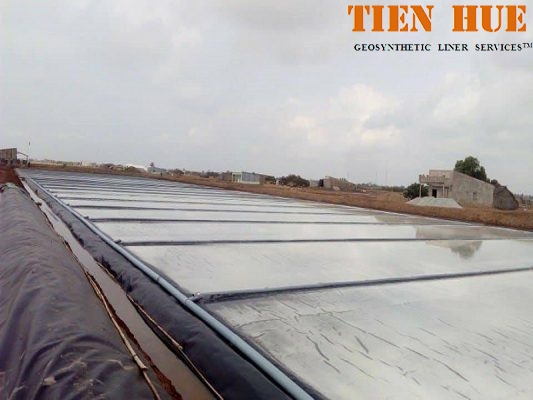 huong-dan-thi-cong-bat-lot-hpde-tren-ruong-muoi