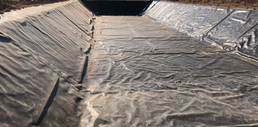 Trải màng chống thấm hdpe