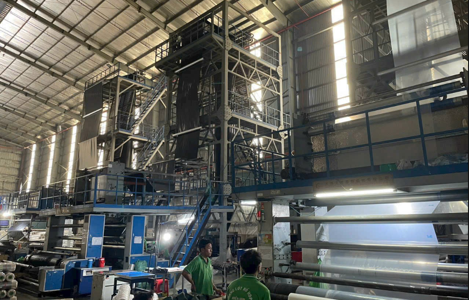 Với việc đưa màu vào sản phẩm vẫn đang được tiến hành nghiên cứu và sẽ mang tới khách hàng sản phẩm chất lượng nhất